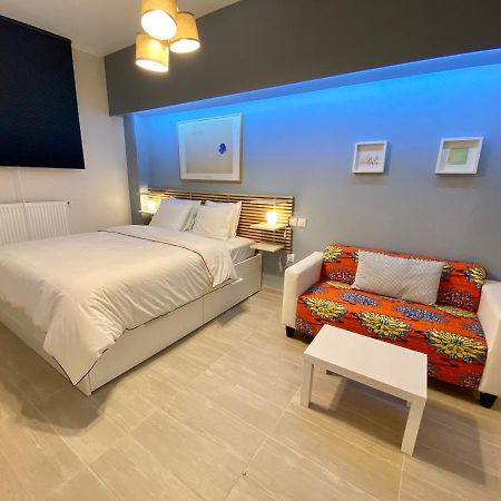 For A Genuine Athenian Homestay! المظهر الخارجي الصورة