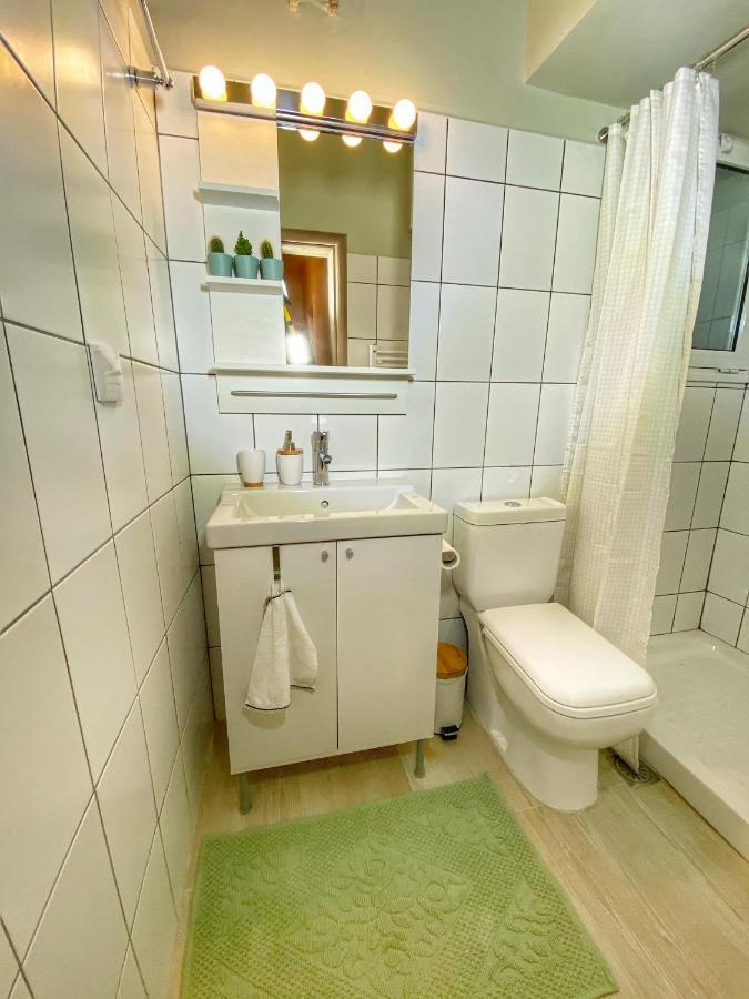 For A Genuine Athenian Homestay! المظهر الخارجي الصورة
